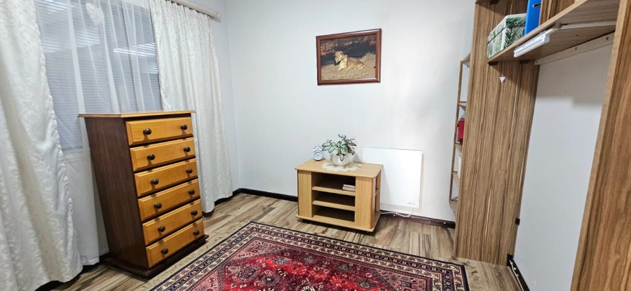 2 Bedroom Property for Sale in De Kelders Western Cape